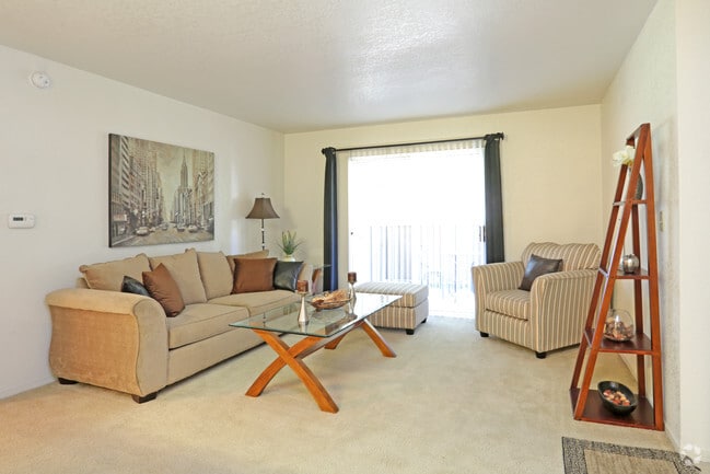 Living Room - Madera Villa
