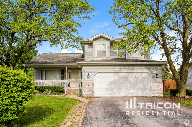 Building Photo - 1414 Lakewood Dr Rental