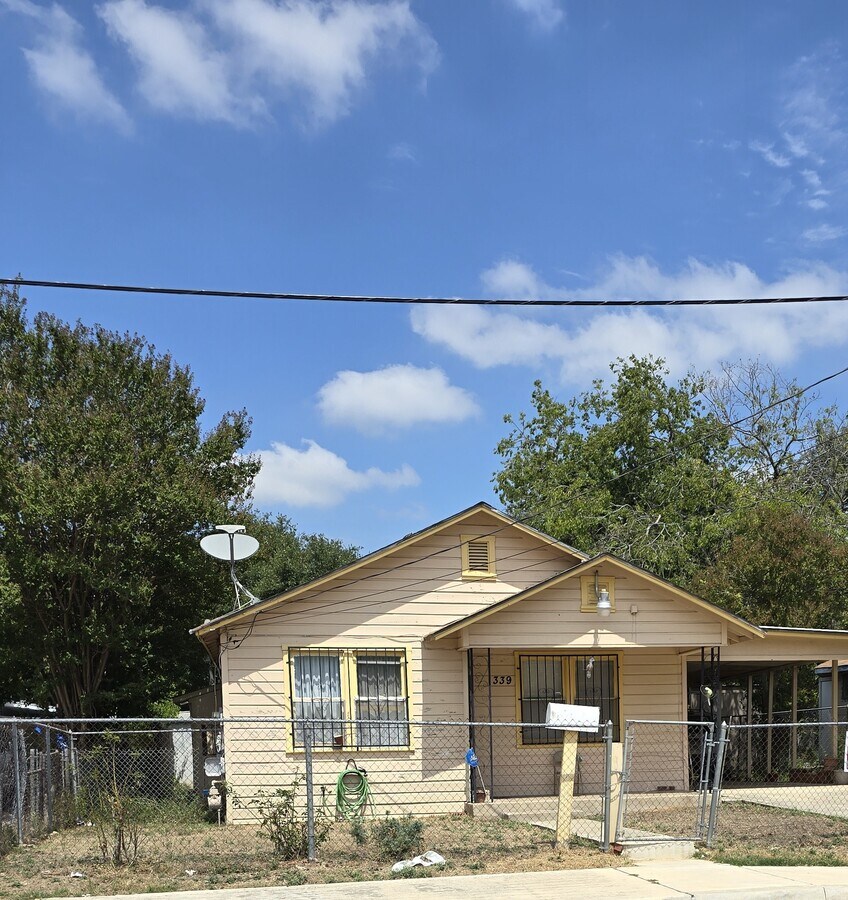 339 Leroux St House House Rental in San Antonio, TX