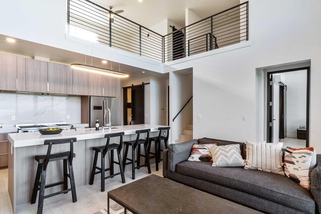 Photo - 1430 Q Apartments