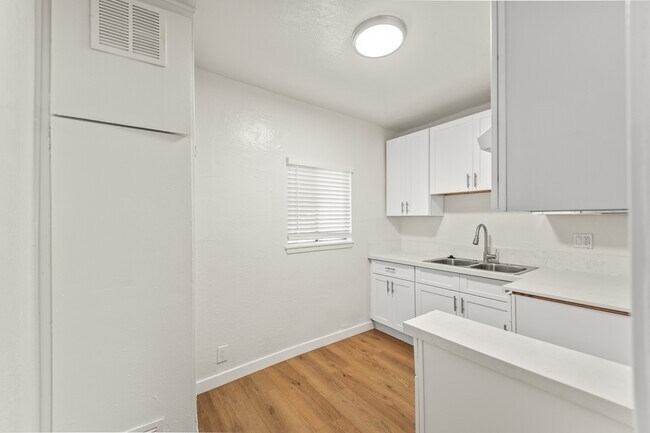 Photo - 2627 West Blvd