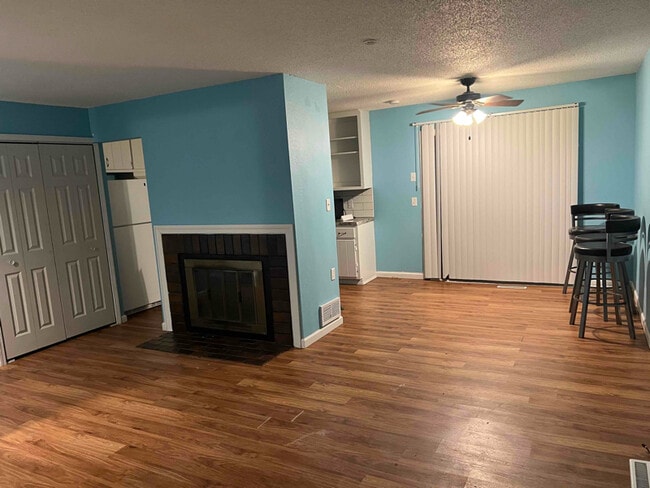 Photo - 8239 Zane Ct N