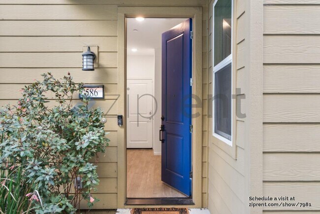 Photo - 586 Jayne Ct