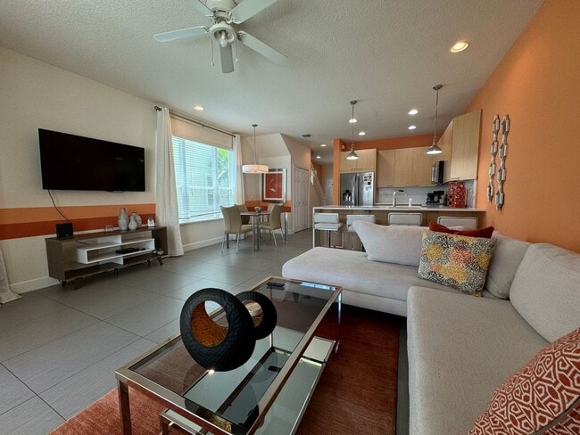 Photo - 1641 Retreat Cir