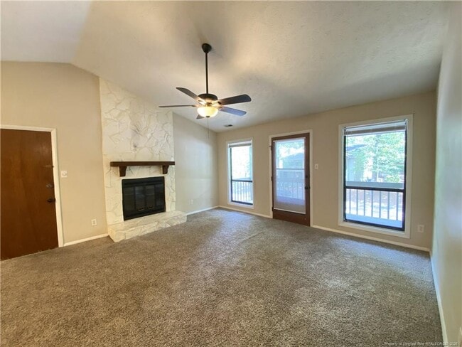 1853 Tryon Dr
