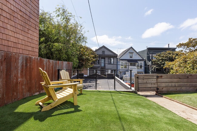 564 Chenery St Unit 159