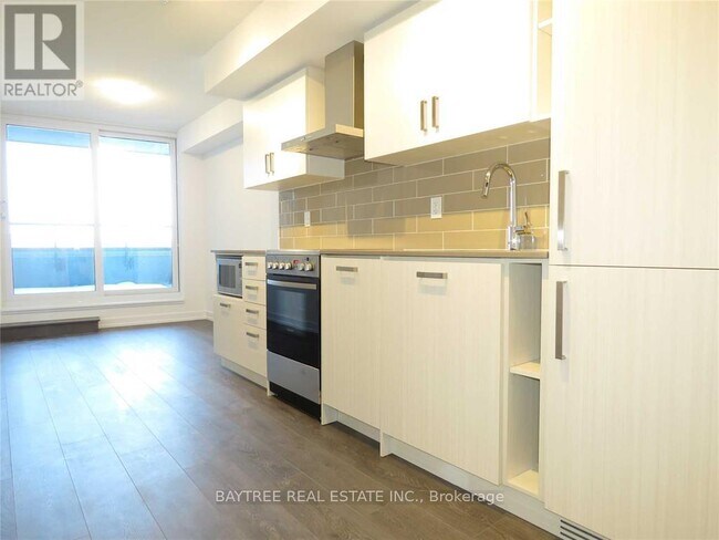Photo - 125 Redpath Ave Unit 317