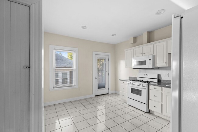 Photo - 3bed/2 bath in Brighton