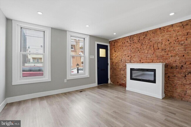 Photo - 3185 Agate St