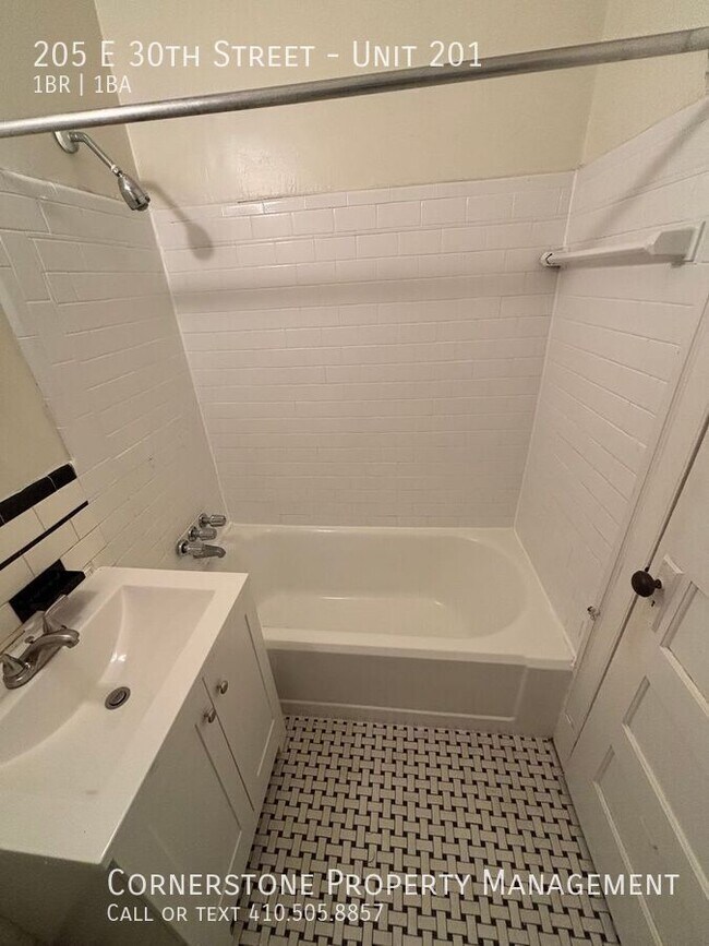 Photo - 205 E 30th St Unit 201