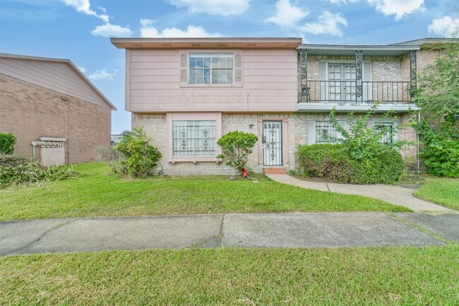 Building Photo - 7059 Chasewood Dr Rental