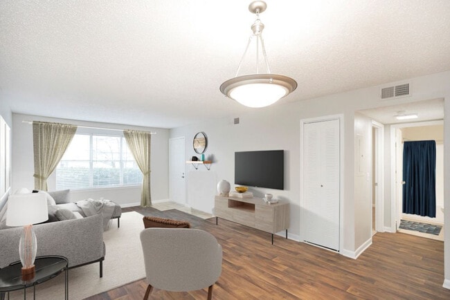 Photo - Pebble Creek Apartments