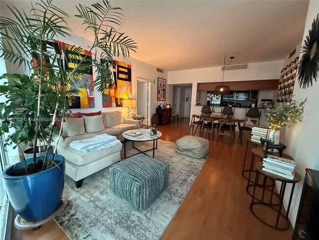 Photo - 1800 N Bayshore Dr Unit 514