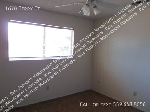 Photo - 1670 W Terry Ct