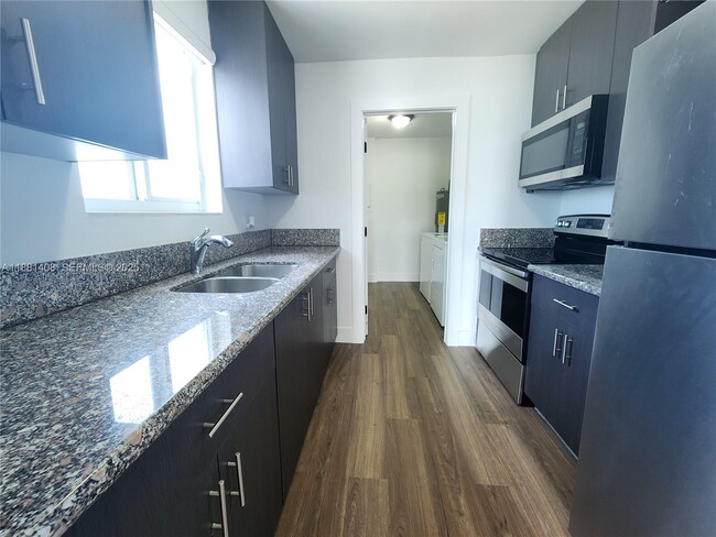 Building Photo - 11624 NW 17th Ave Unit 11624