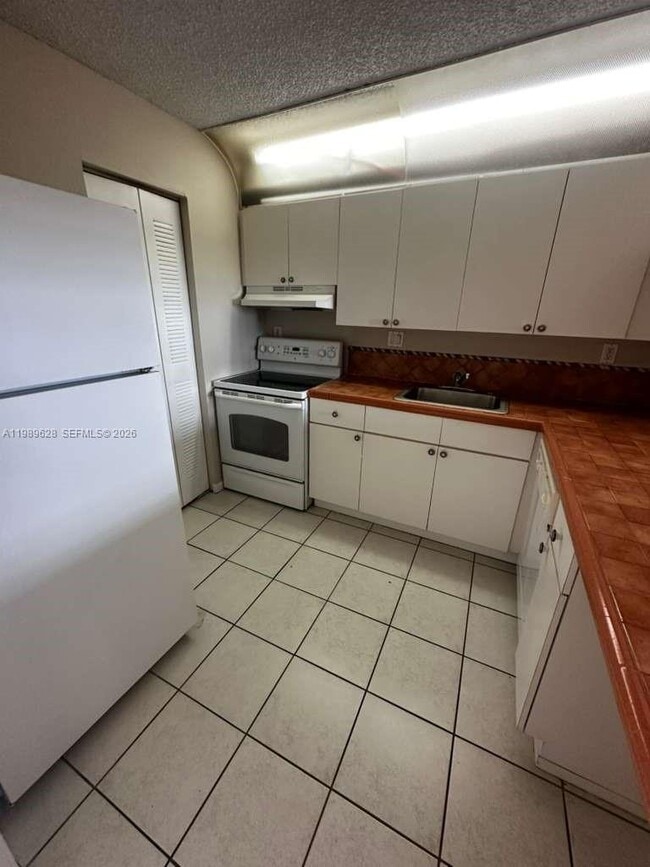 Photo - 2903 N Miami Beach Blvd Unit 805