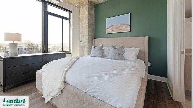 Photo - 5201 Leesburg Pike Unit 438