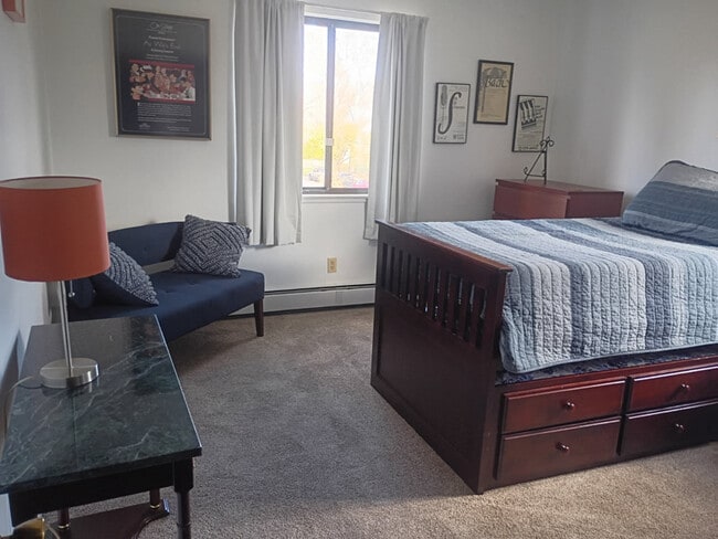 Photo - 1600 Newman Ave