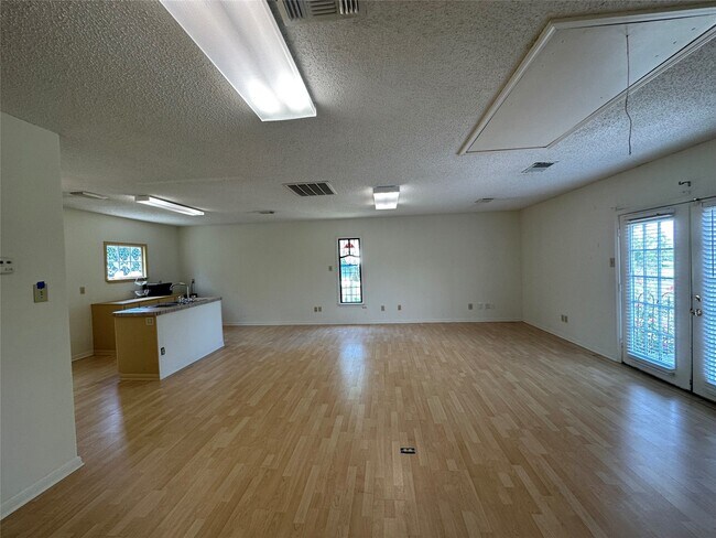 Photo - 30302 2nd St