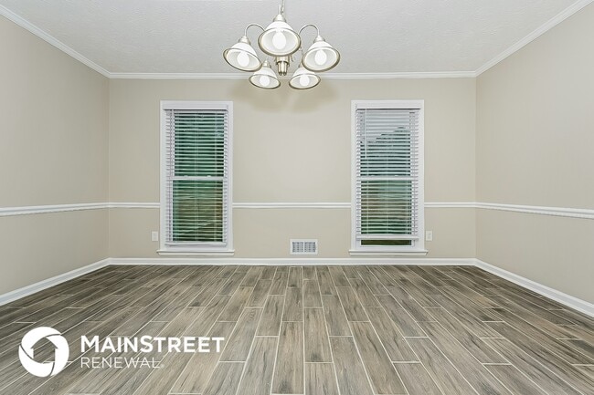 Photo - 295 Stoneridge Way