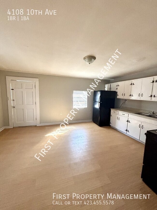 Building Photo - 4108 10th Ave Rental