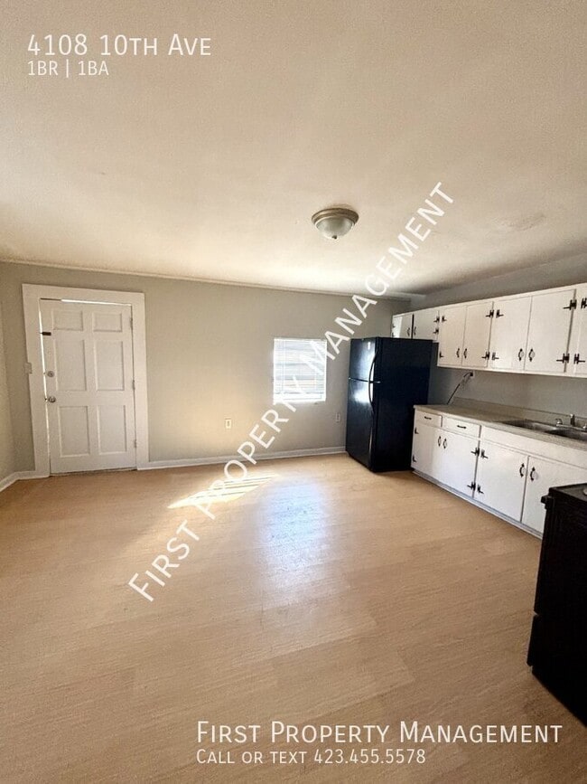 1Bed/1Bath Duplex In East Lake!! - 1Bed/1Bath Duplex In East Lake!! Apartment