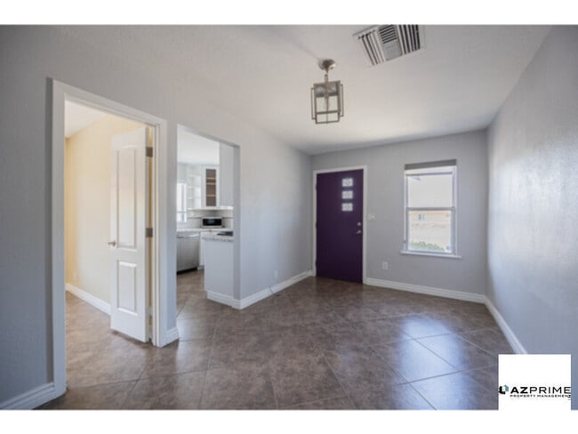 Photo - Charming Phoenix 2/1 House in the Renowned Coronado Historic District!