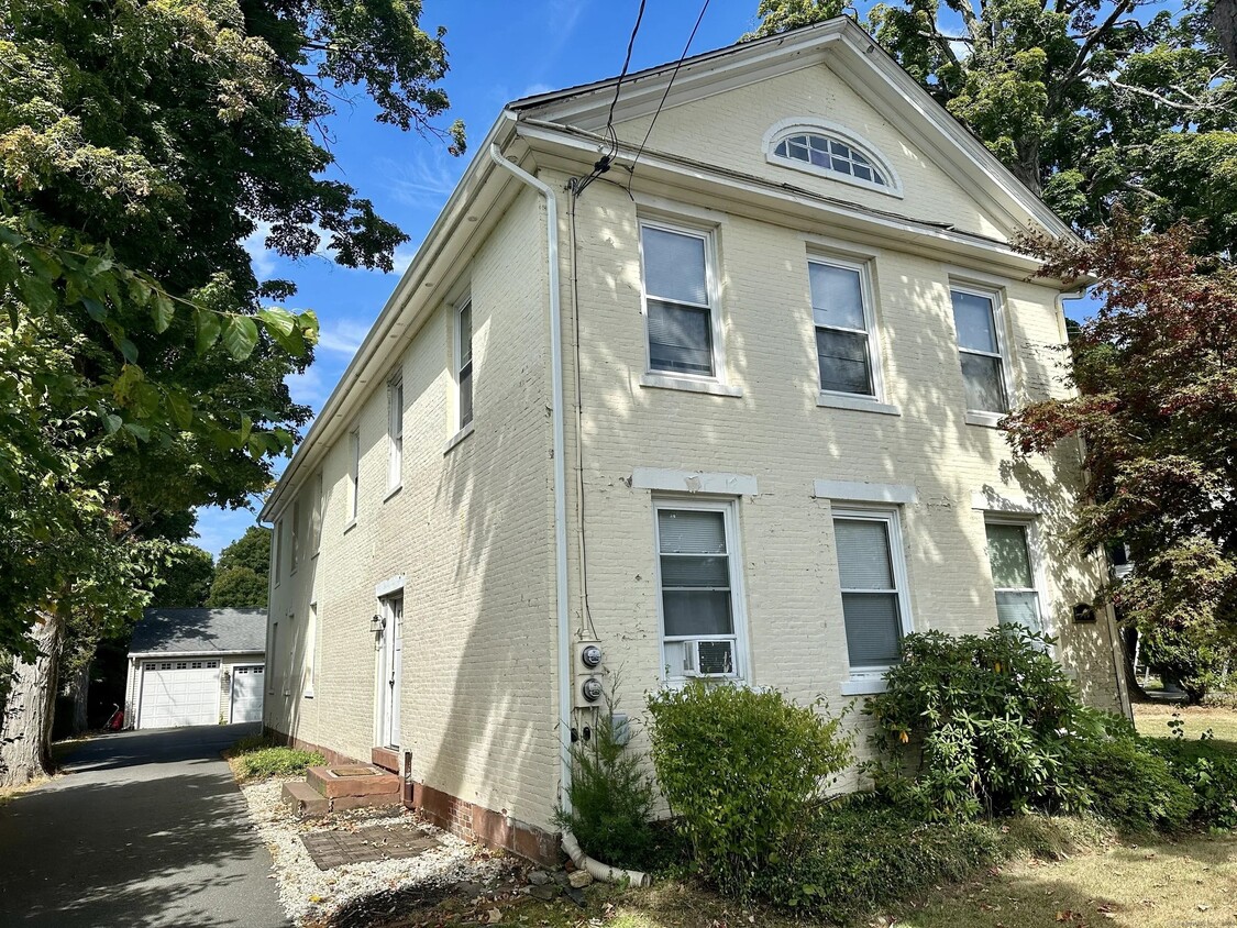 Photo - 649 Main Street