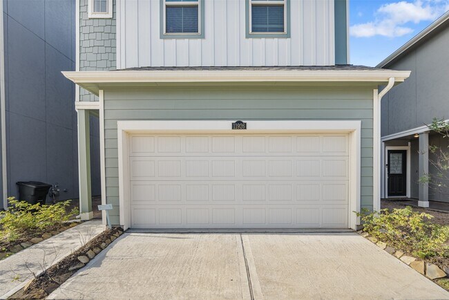 Photo - 11926 Briarwood Hill Way