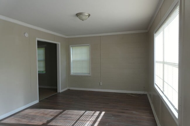 Photo - 1224 Appling Ct Unit B