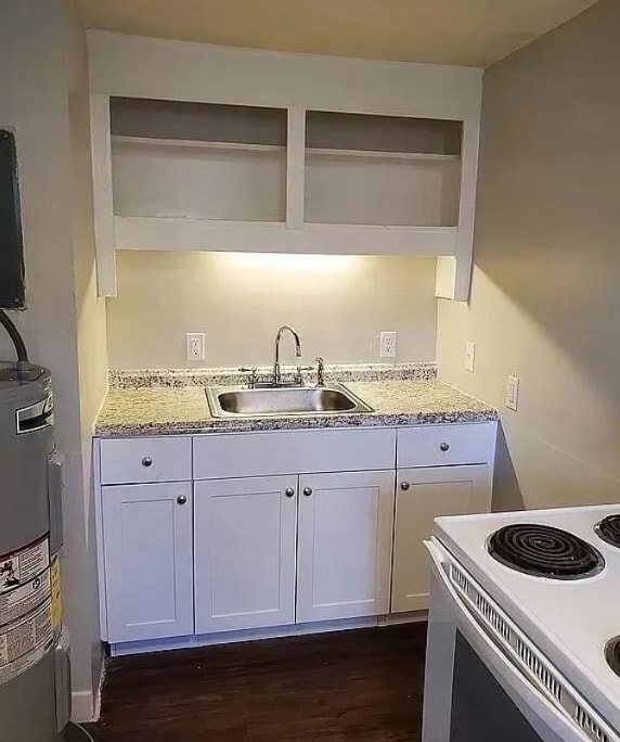 Photo - 3359 Columbus Ave