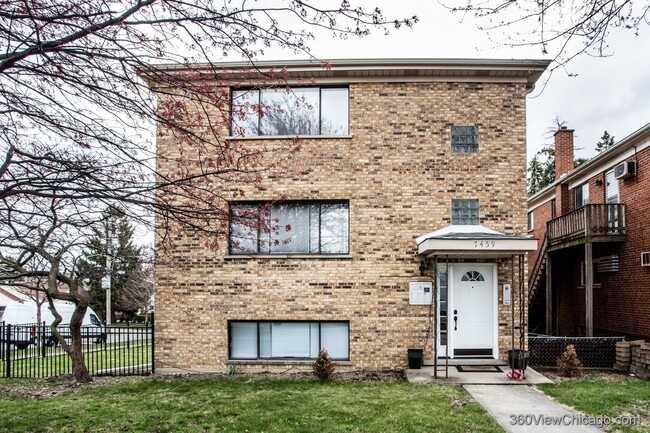 Building Photo - 7459 N Waukegan Rd Unit 3
