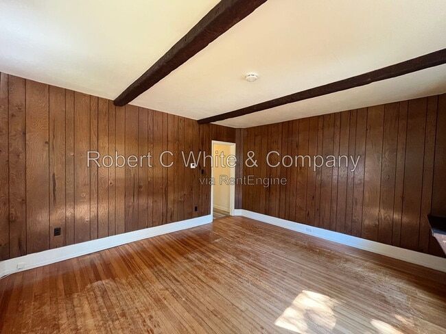 Photo - 345 W Thames St Unit 2