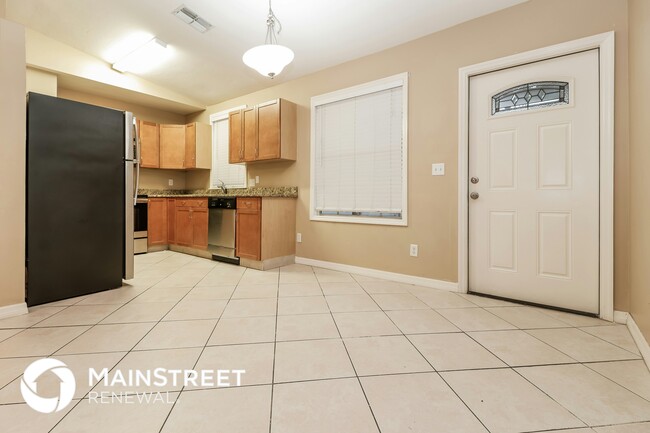 Photo - 425 NW 4th St