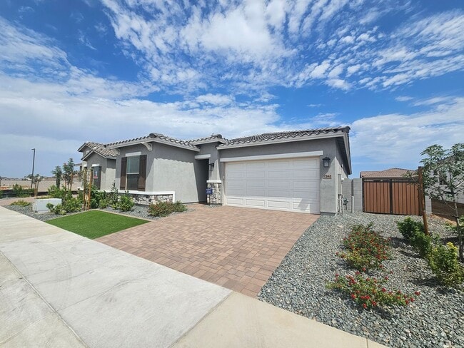 Photo - 2942 E Manzanila Ave
