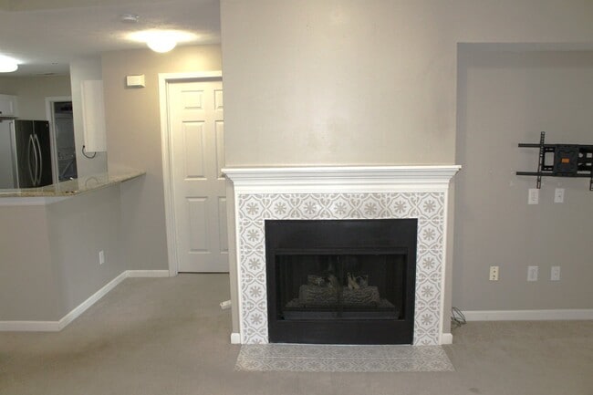 Photo - 14943 Lenox Dr Unit 523