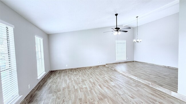 Photo - 15507 Mira Monte Dr
