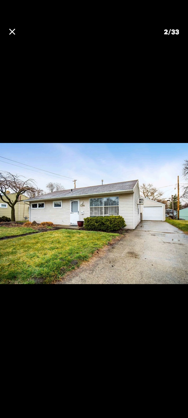 Building Photo - 1610 Hillside Ave