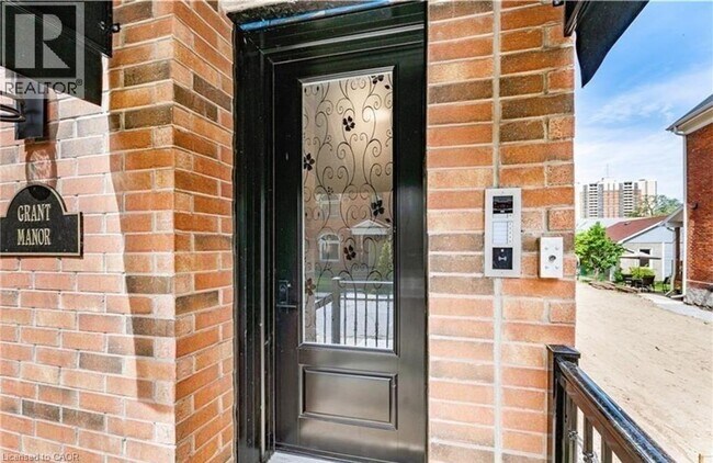 Photo - 36 Grant Ave Unité 1A