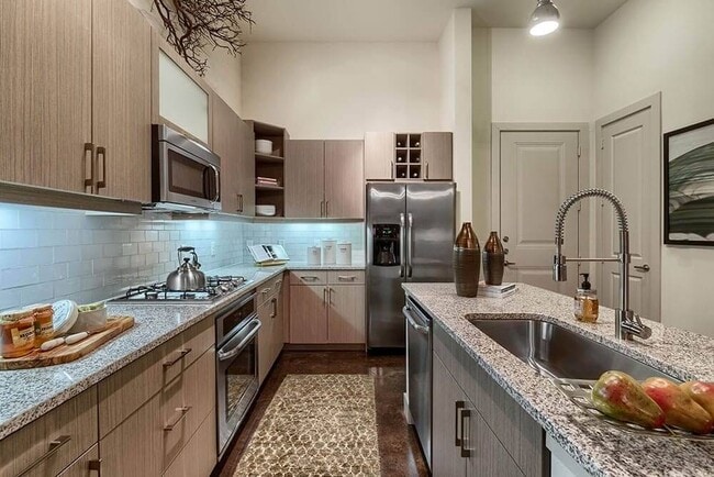 Building Photo - Skyline Farmers Market Rental