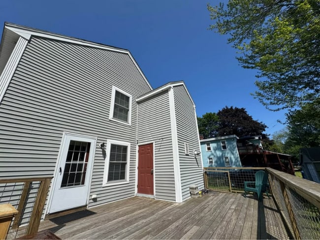 Photo - 725 Roosevelt Trail