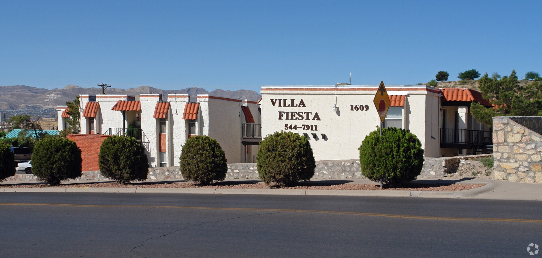 Villa Fiesta - Villa Fiesta Apartments