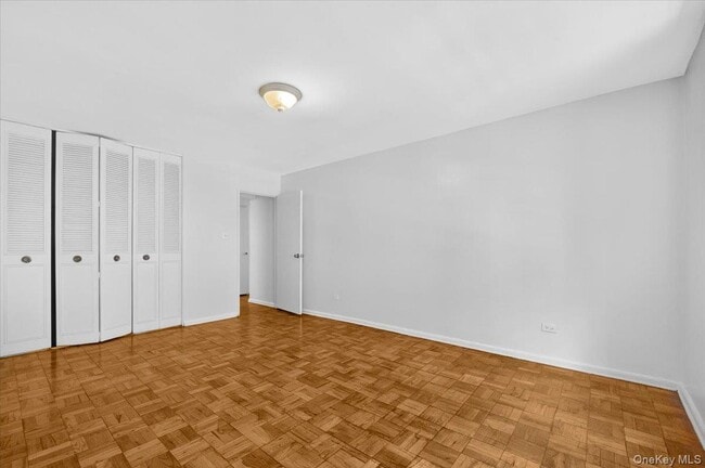 Photo - 37-30 73rd St Unidad 1D
