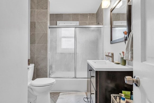 Photo - AWESOME MISSION HILL 6 BED/2 BATH ON SAINT ALPHONSUS ~ CENTRAL AIR