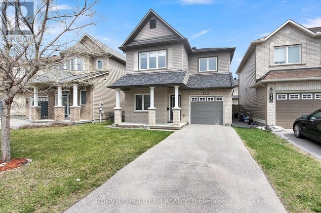 Photo - 208 Mission Trail Cres