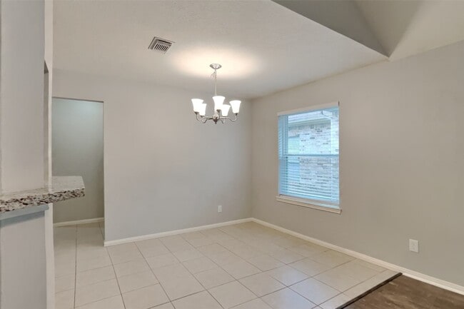 Photo - 18203 Campbellford Dr