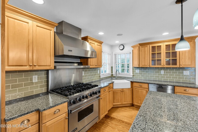 Photo - 20 Rosalie Ave