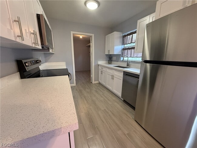 Photo - 13401 Fourth St