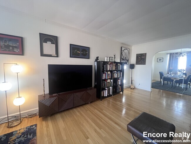 Building Photo - 101 Longwood Ave Rental