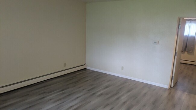 Photo - 105 Hilltop Dr Unit J